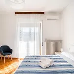 Perugia Comfy Apartment With Balcony