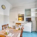 Perugia Comfy Apartment With Balcony